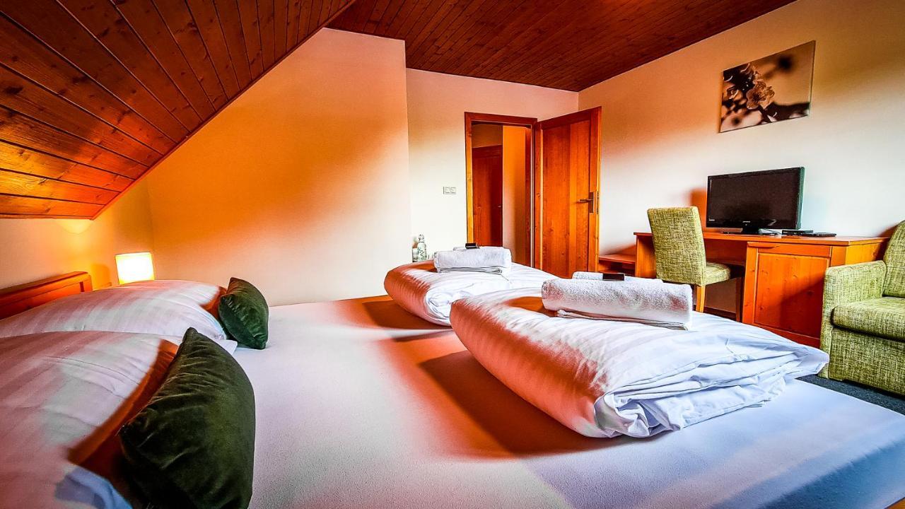 Resort Drevenice Terchová Esterno foto